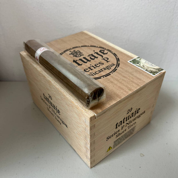 Tatuaje Series P Short Toro