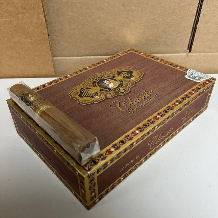 La Palina Classic Connecticut Gordo