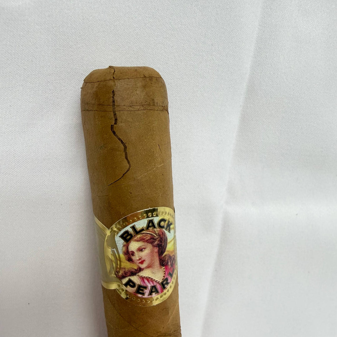 La Perla Habana Black Pearl Oro Robusto -Damaged-