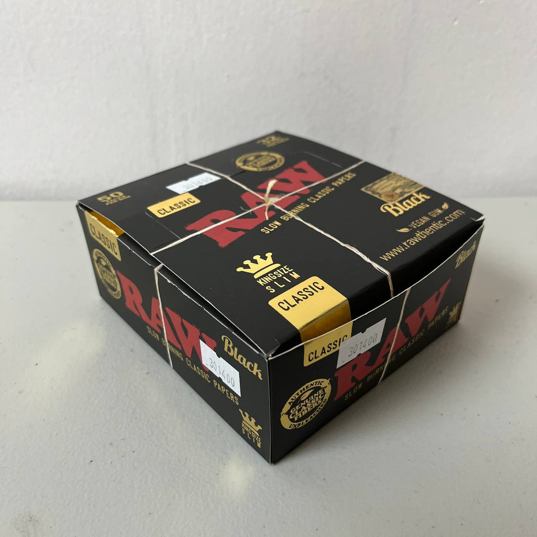 Raw Black Classic King Size Slim Rolling Papers 32ct