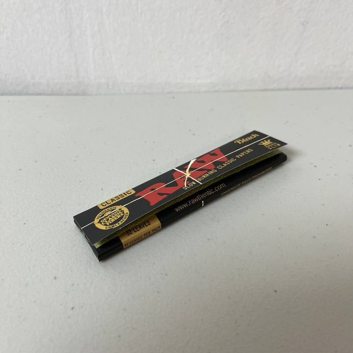 Raw Black Classic King Size Slim Rolling Papers 32ct