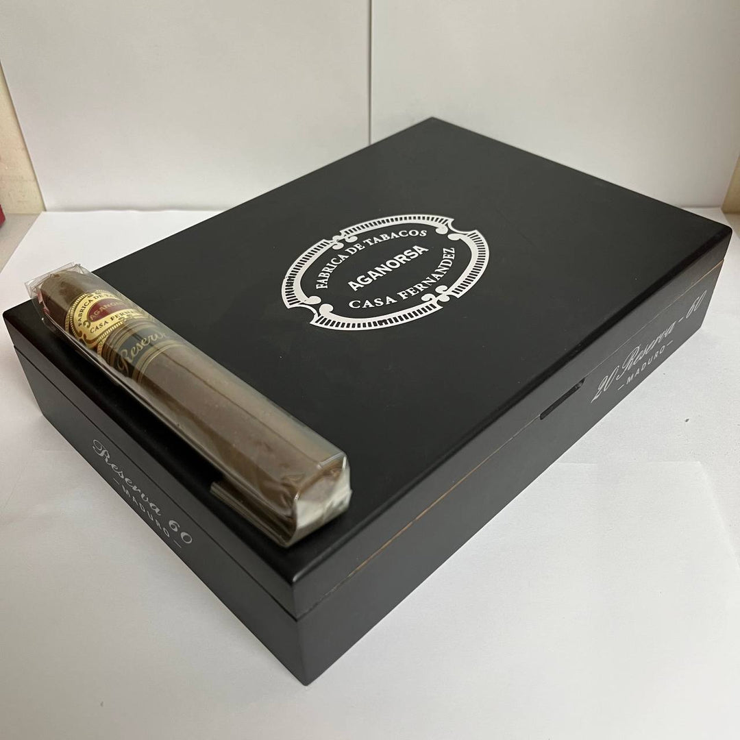 Casa Fernandez Miami Reserva Maduro Titan