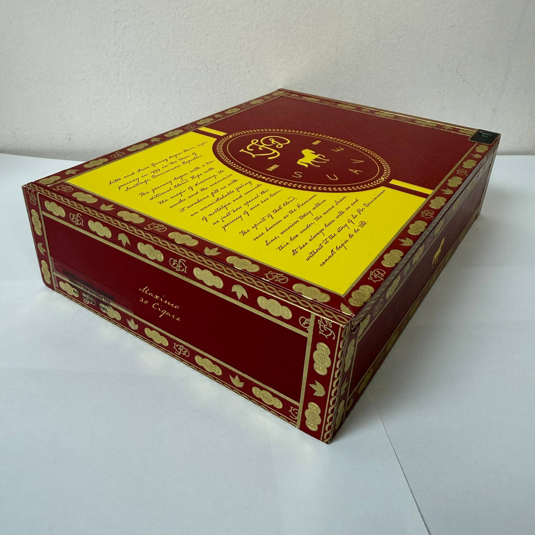La Flor Dominicana Suave Maximo