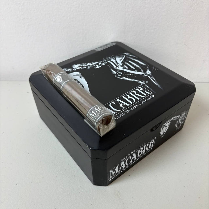Black Label Macabre Robusto