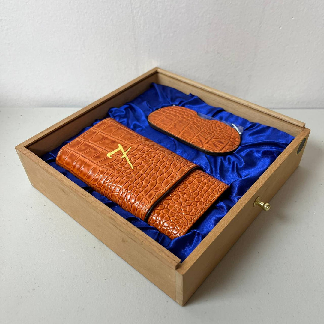 El Septimo Crocodile Gift Box with Travel Case & Cutter