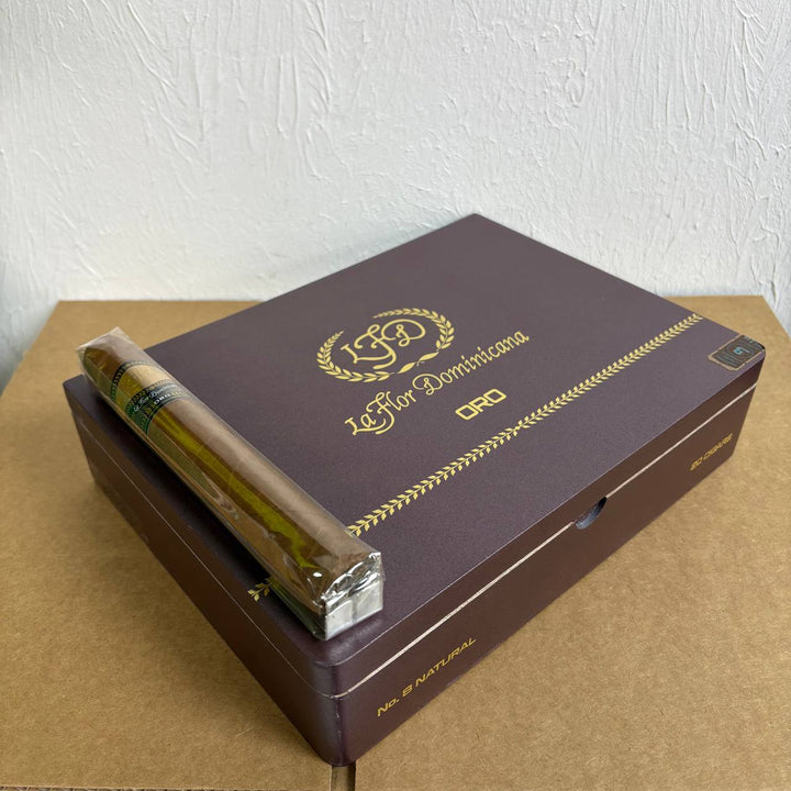 La Flor Dominicana Oro No. 8 Natural