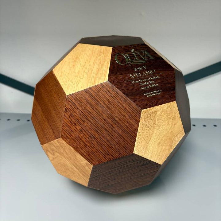 Oliva Serie V Melanio Gran Reserva Limitada World Cup 2026 Soccer Edition