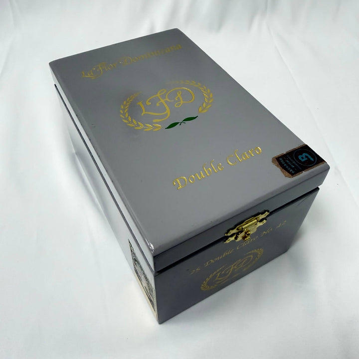 La Flor Dominicana Double Claro No.42