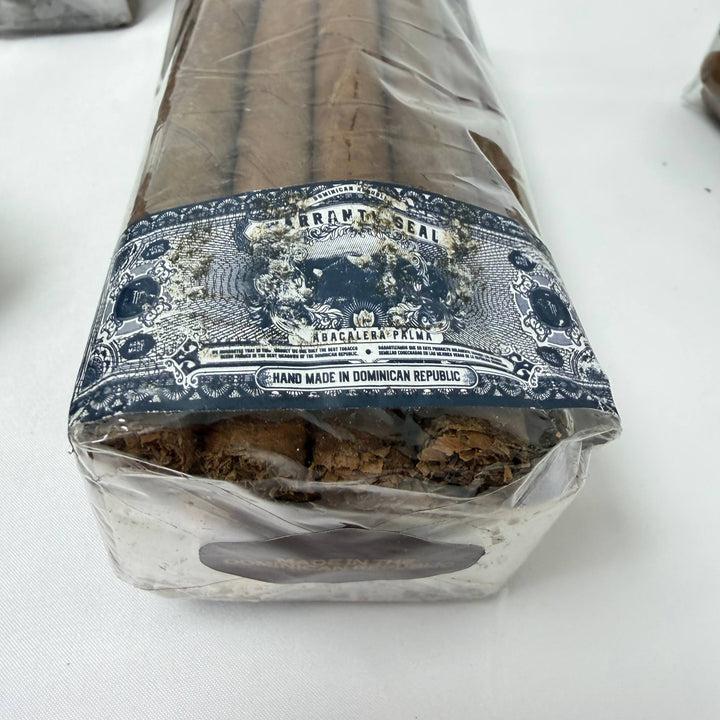 Havana Classico Pequenos -Damaged-