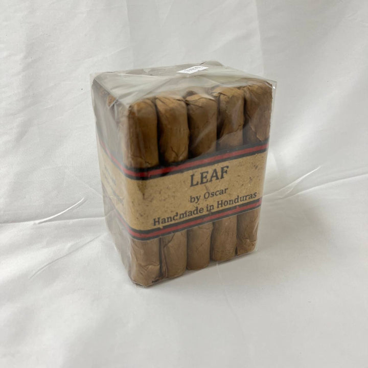 Oscar Leaf Corojo Robusto