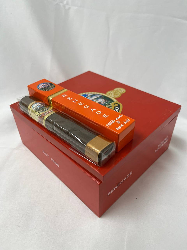 El Mago Renegade Maduro Robusto Square Tubo