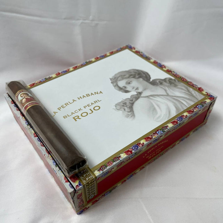 La Perla Habana Black Pearl Rojo Toro