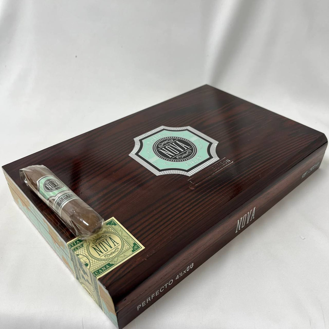 Platinum Nova Limited Edition Perfecto