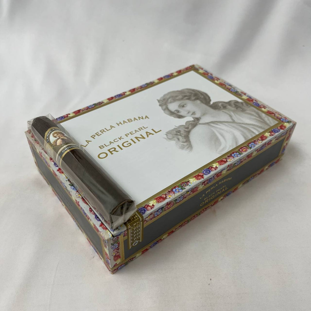 La Perla Habana Black Pearl Original Robusto