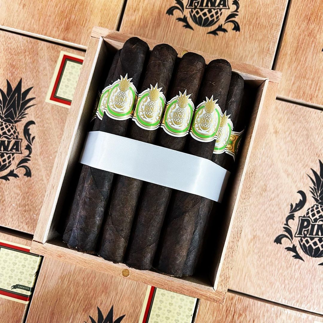 Sorry, Viaje Piña Makana Toro image not available now!