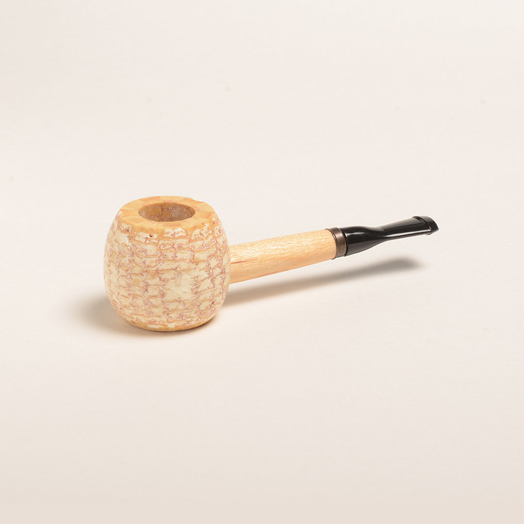 Sorry, Missouri Meerschaum Polished Morgan Corn Cob Pipe image not available now!